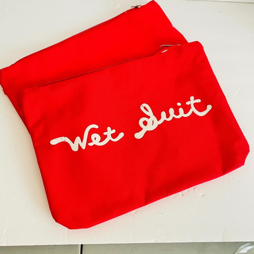 Unbranded Wet Suit Pouch Set Canvas Red Silver-Tone Hardware